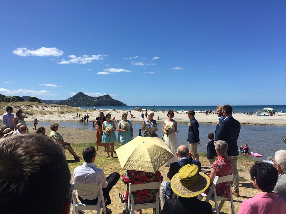 Grand Mercure Puka Park Resort - Wedding ceremony on Pauanui Beach